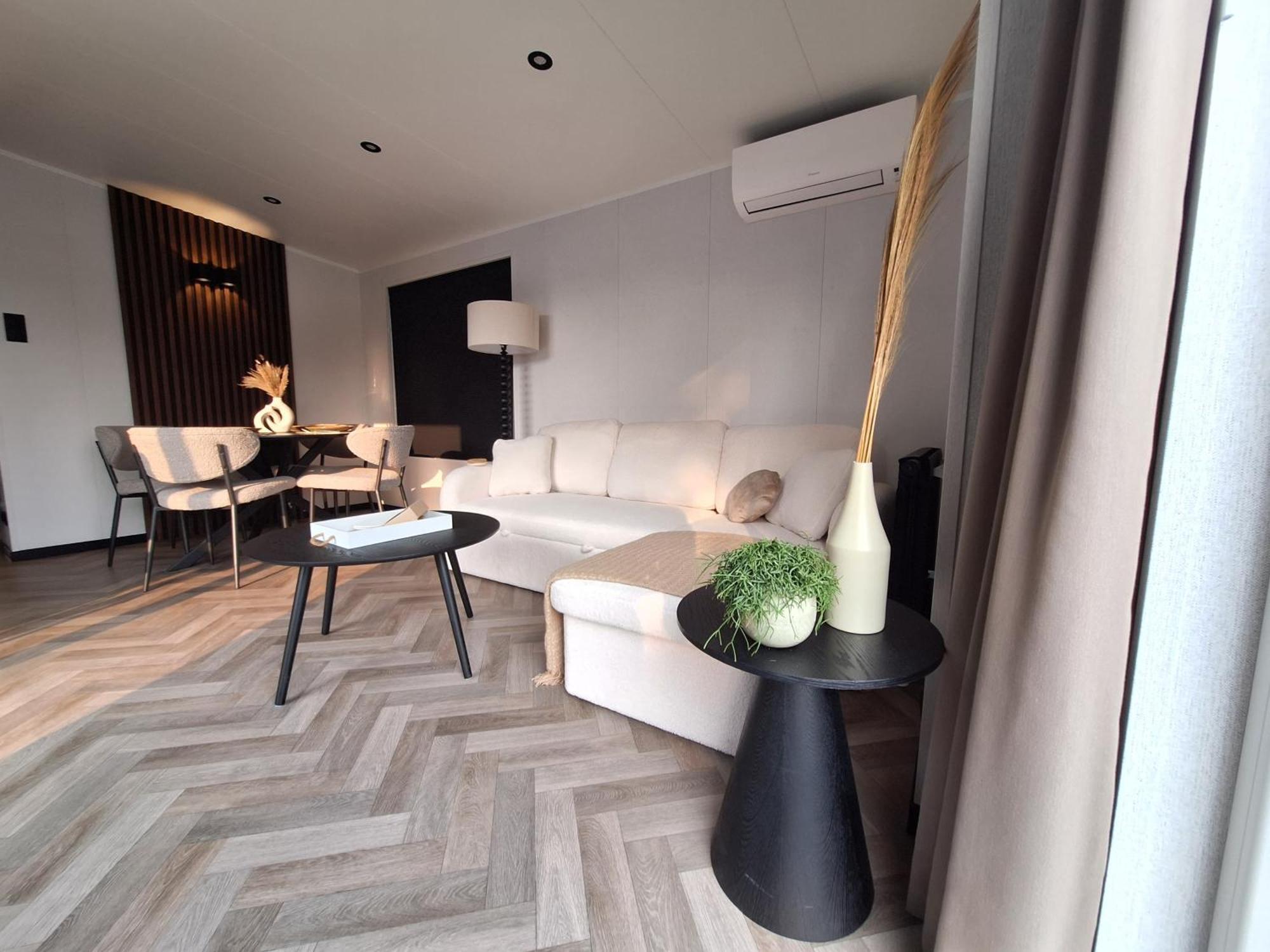 'Relax Lodge Sea' - Wellness Lodge In Zeeland - Private Sauna - Airco - Garden - Outdoor Swimming Pool - Free Wifi, Towels & Bed Linen Heinkenszand Buitenkant foto