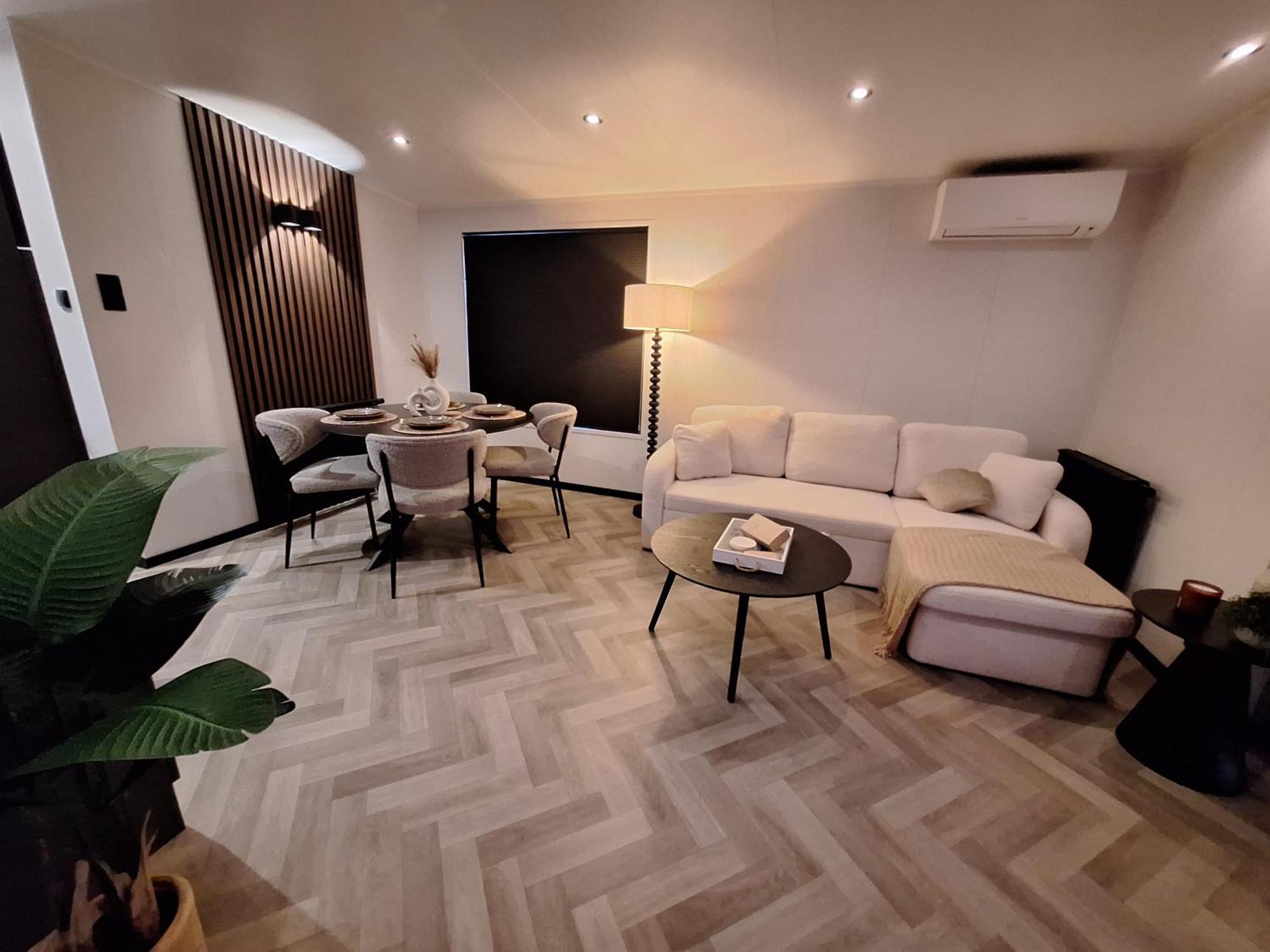 'Relax Lodge Sea' - Wellness Lodge In Zeeland - Private Sauna - Airco - Garden - Outdoor Swimming Pool - Free Wifi, Towels & Bed Linen Heinkenszand Buitenkant foto