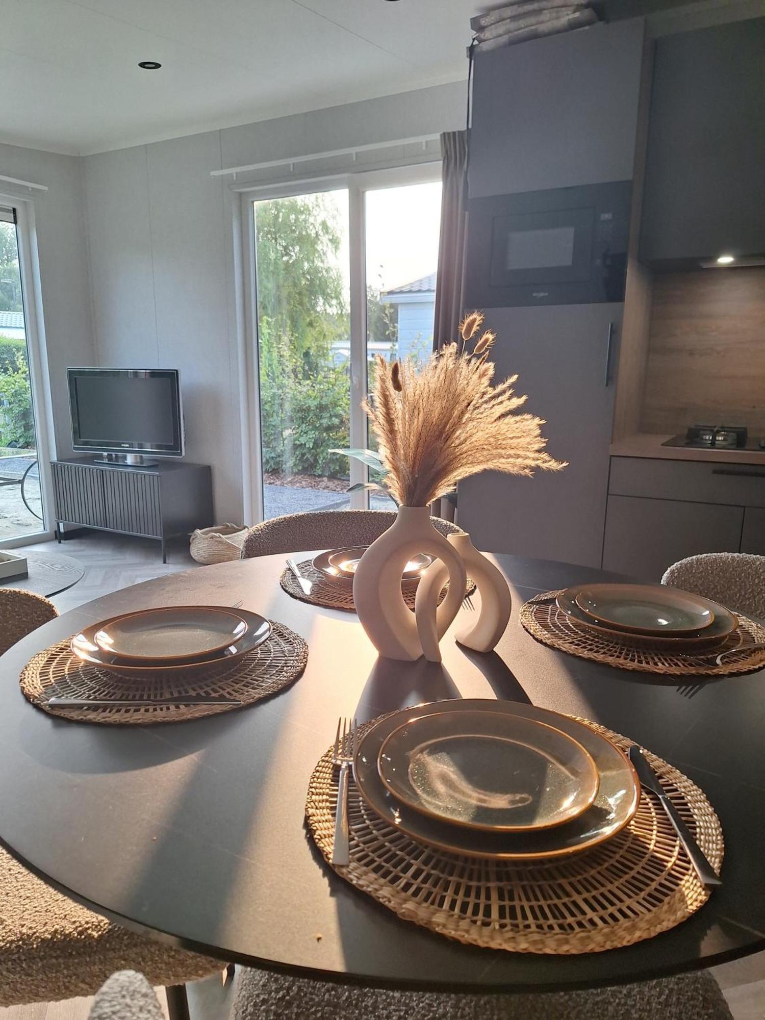 'Relax Lodge Sea' - Wellness Lodge In Zeeland - Private Sauna - Airco - Garden - Outdoor Swimming Pool - Free Wifi, Towels & Bed Linen Heinkenszand Buitenkant foto